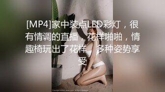 ✿长筒靴牛仔裤✿巅峰女神顶级精盆翘臀骚货牛仔裤半脱自己抱起美腿露出小骚逼让大鸡巴爸爸插入，极品大长腿反差婊