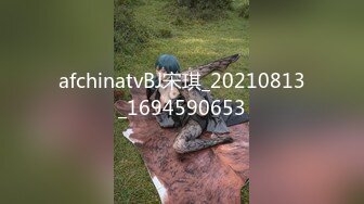 [MP4/ 561M] 娇小玲珑萝莉范小美女好赞啊 逼毛浓密黑黝黝 不停吞吸鸡巴销魂很爽 一会操穴一会抠逼