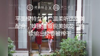 [MP4/ 638M] 两个社会渣女小嫩妹跟小哥哥一起激情大秀，全程露脸揉奶玩逼互动撩骚