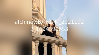 [MP4]STP27572 堕落的空姐 下机约炮初体验被胖哥带到高档小区家里啪啪 VIP0600