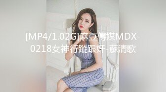 [MP4/2.83G]【小小梦莉】两个刚成年的小女孩~多人群p轮操~道具自慰