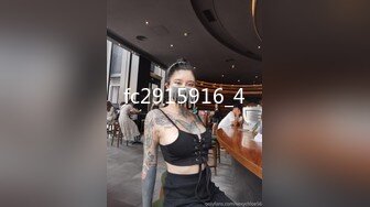 约啪达人-微信网约了位时尚性感的连衣裙美女,交谈后才发现来自新加坡,操逼很矫情,从后面干她还生气了,套子都干破了!