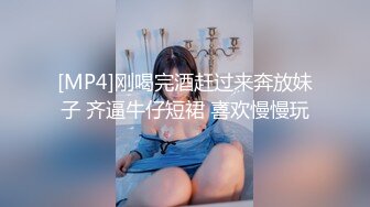 【户外露出】透明泳衣泡温泉，户外偷偷做爱-Pornhub.com